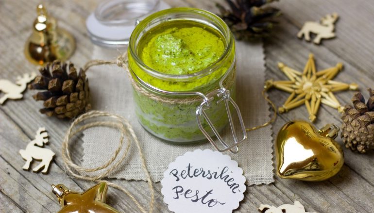 Prepara tus salsas naturales: Pesto, Miel y mostaza, de yogur y de jengibre y soja
