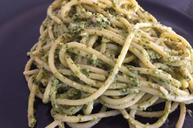 Spaghetti al pesto